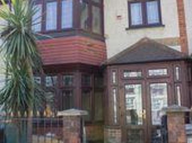 House for rent in Lyons, Greater London