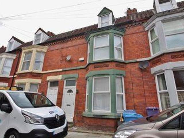 House for sale in Calderstones