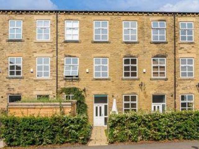 House for sale in Heckmondwike, West Yorkshire