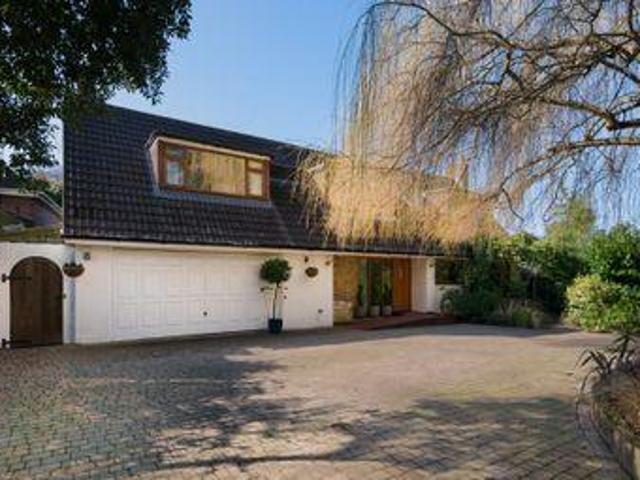 House for sale in Oad Street, Kent