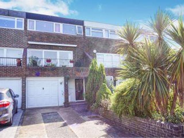 House for sale in Basildon, Essex