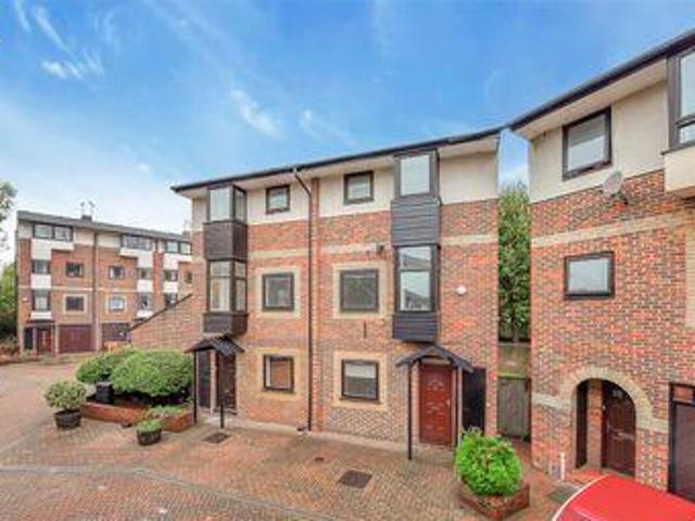 House for rent in Lyons, Greater London