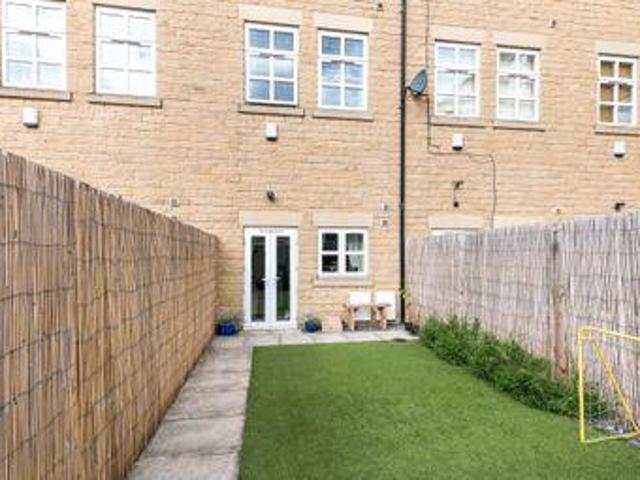 House for sale in Heckmondwike, West Yorkshire