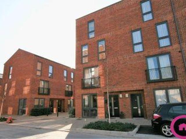 House for sale in Gloucester, Gloucestershire