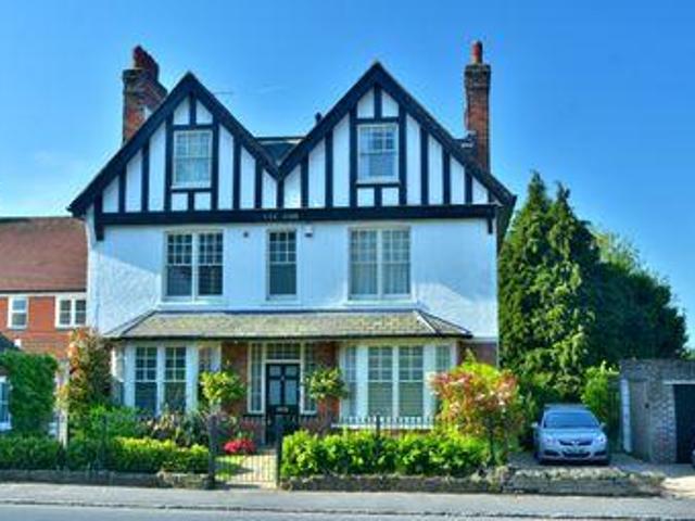 House for sale in Horsham, West Sussex