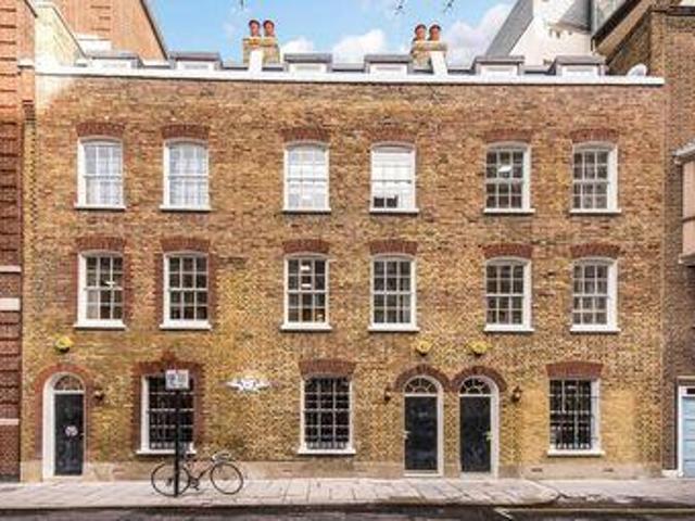 House for sale in Lyons, Greater London