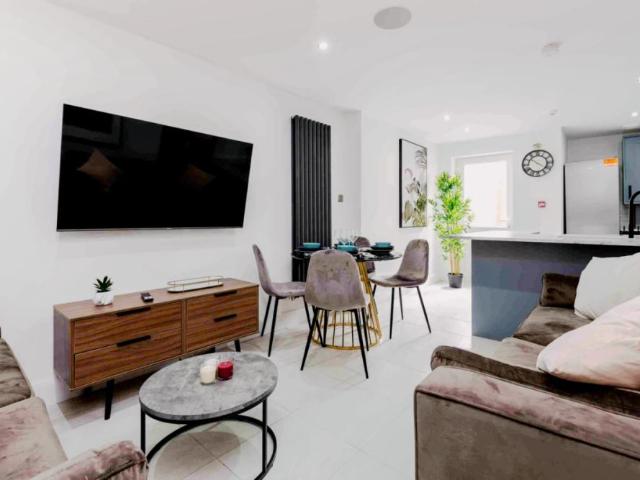 Apartment for rent in Calderstones