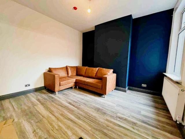 Apartment for rent in Calderstones