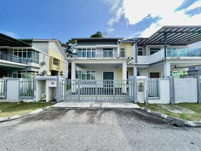 Residential House for sale in Sendayan Village, Negeri Sembilan