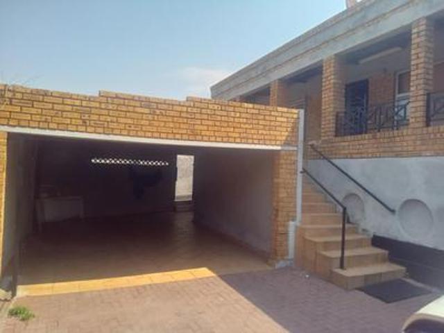House for sale in Vosloorus, Gauteng