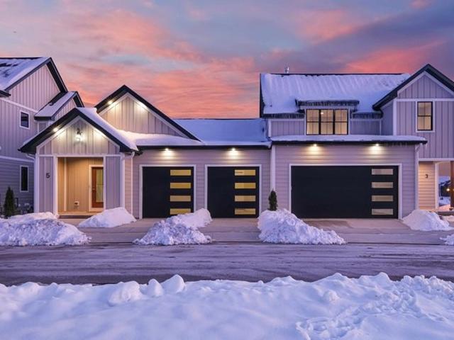 Townhouse for sale in Ottawa, Illinois