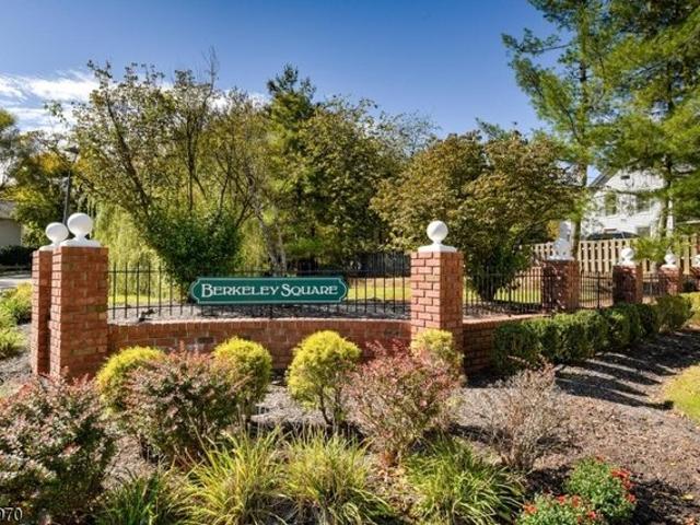 Condo for sale in Berkeley Heights, New Jersey