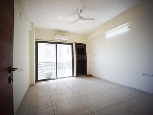 Flat for rent in Iscon Platinum, Ahmedabad
