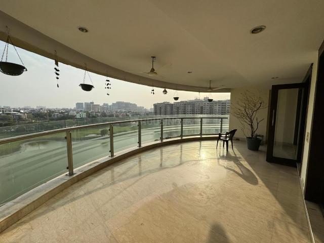 Flat for rent in Hariana
