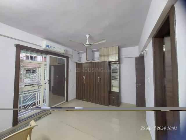 Flat for rent in Madya