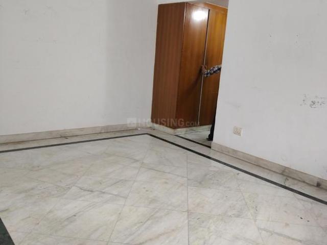 Flat for rent in Deri