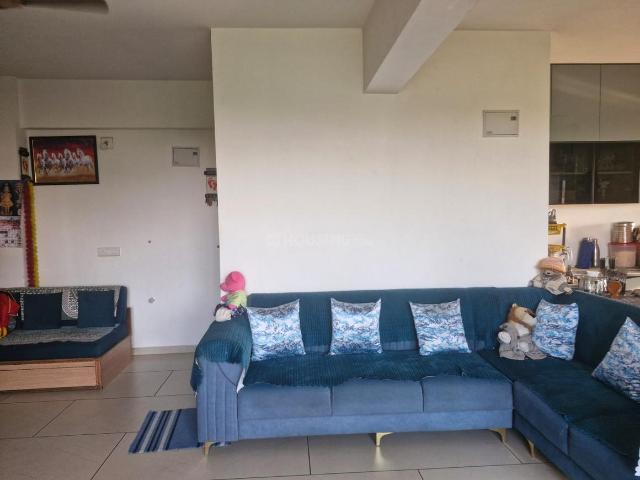Flat for sale in Gota, Chenpur
