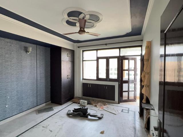 Flat for rent in Deri