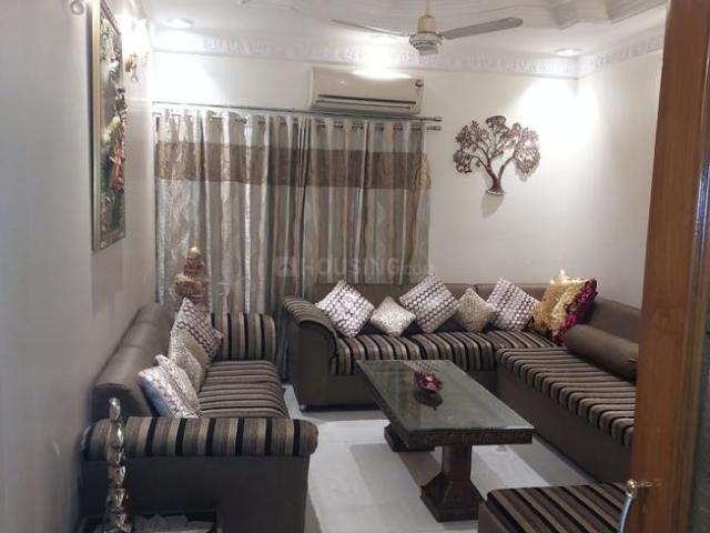 Flat for sale in North Delhi, Deri