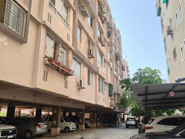 Flat for sale in Madya