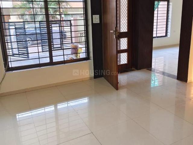 Duplex for rent in Madya