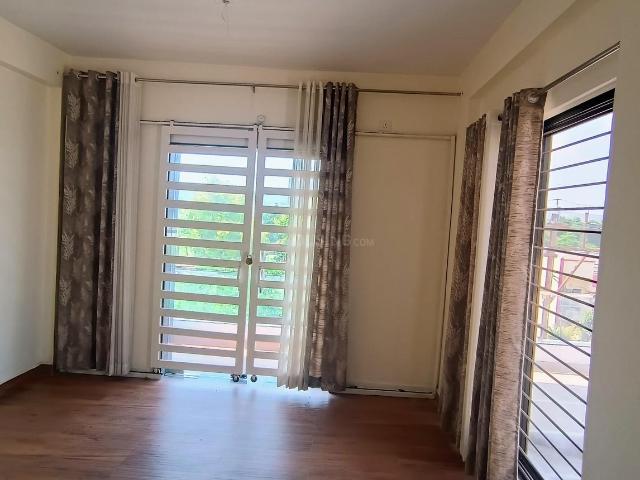 Duplex for rent in Madya