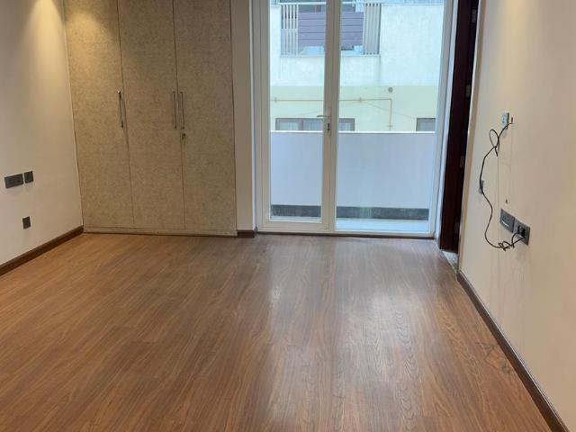Duplex for rent in Deri