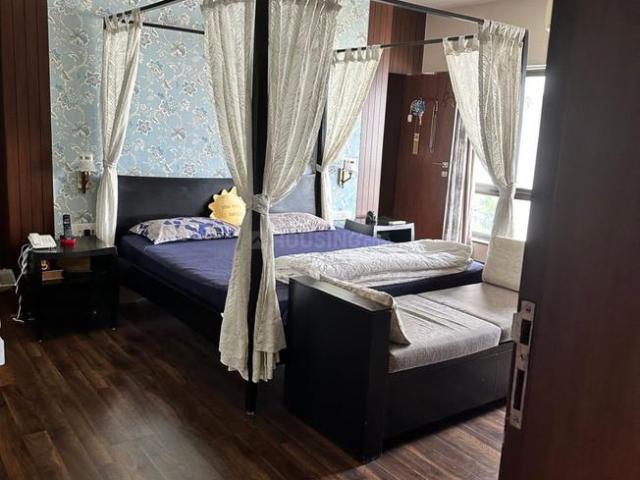 Duplex for rent in Calcutta, West Bengal