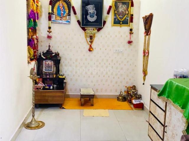 Duplex for rent in Deri