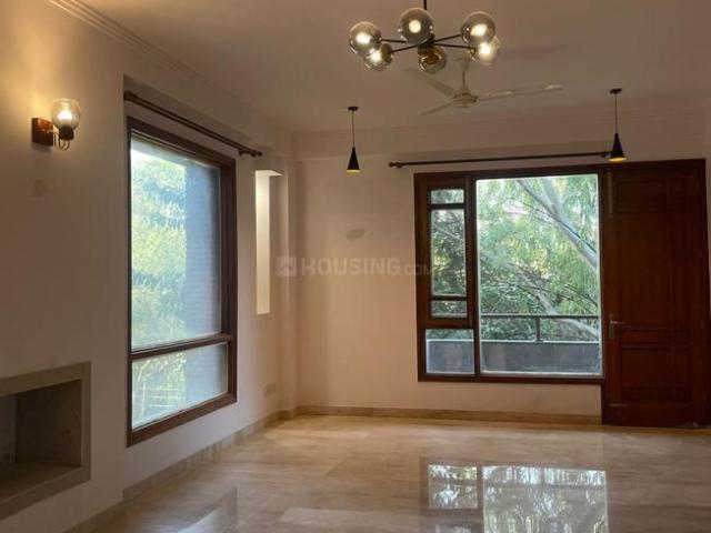 Flat for rent in Deri