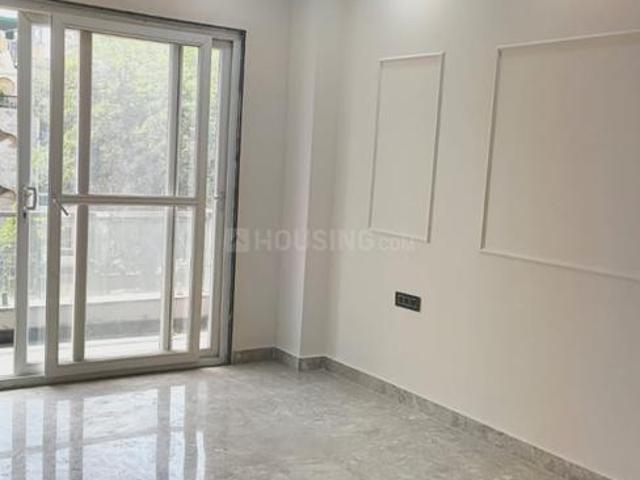 Flat for sale in West Delhi, Deri