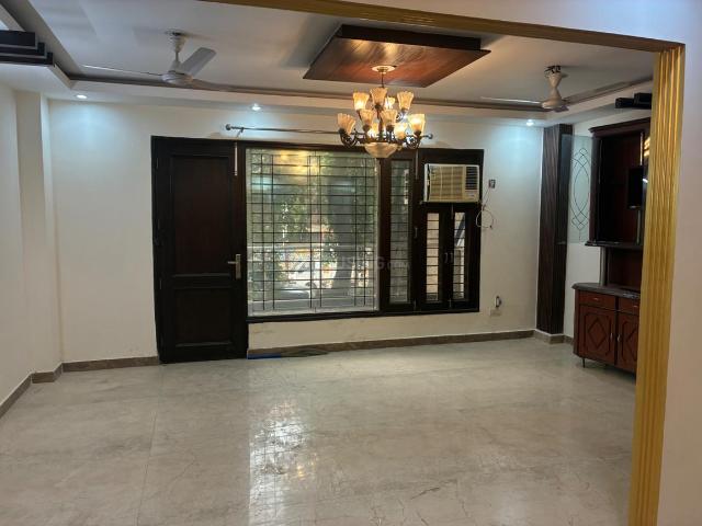 Flat for rent in Deri