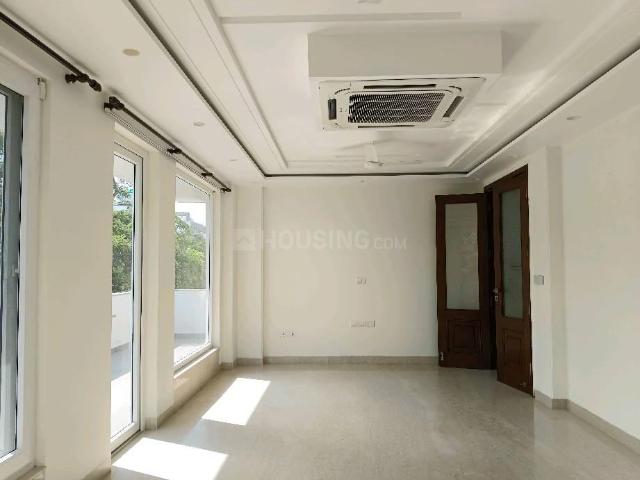 Flat for rent in Deri