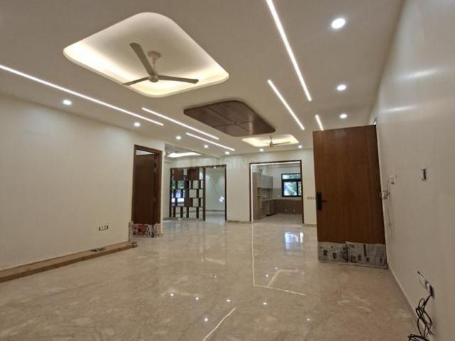 Flat for sale in Hariana
