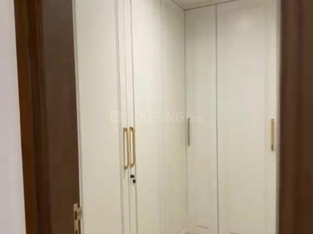 Flat for rent in Deri