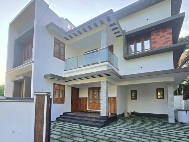 House for sale in Aluva, Kerala
