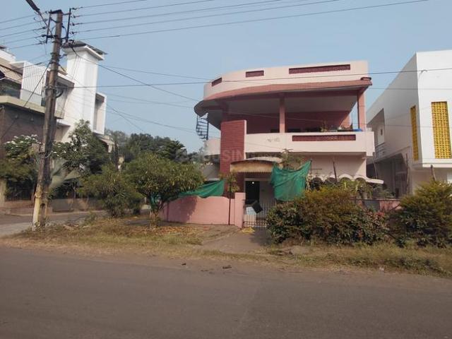 House for sale in Madya
