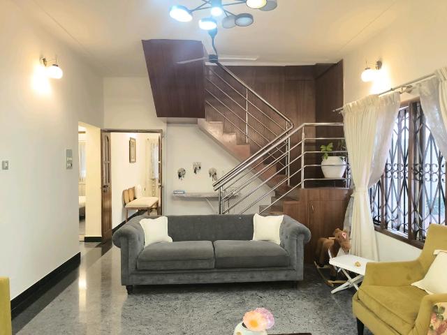 House for sale in Bangalore North, Cox Town - Bangalore
