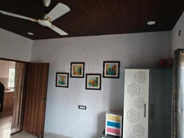 House for sale in Madya