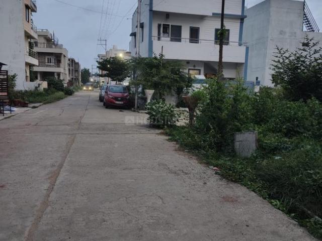 House for sale in Madya