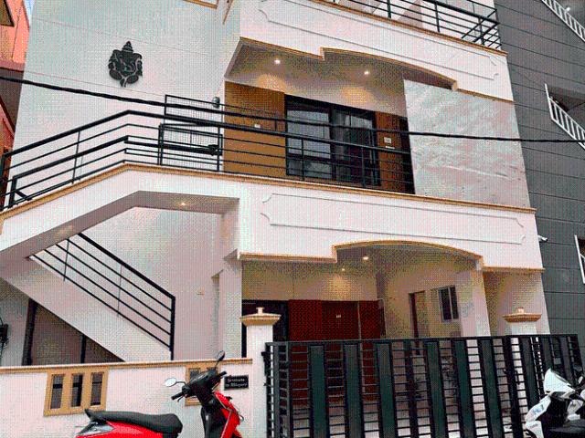 House for sale in Bangalore East, Cox Town - Bangalore