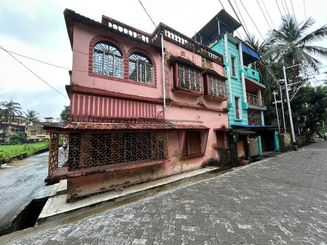House for sale in North 24 Parganas, Baranagar