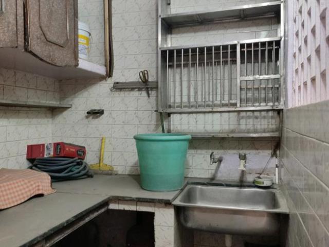 House for sale in Central Delhi, Deri