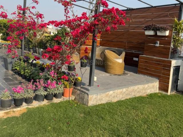 House for sale in Deri