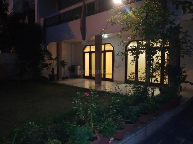House for sale in Deri