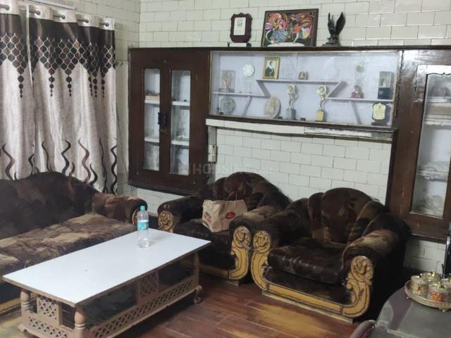House for sale in East Delhi, Deri