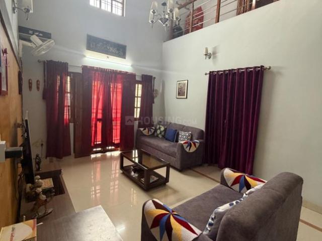 House for sale in Madya