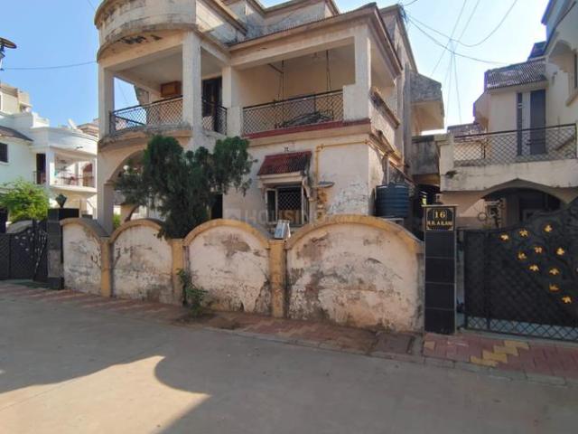 House for sale in Ambavadi, Gujarat