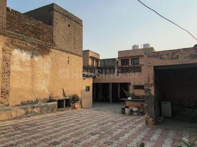 House for rent in Hariana