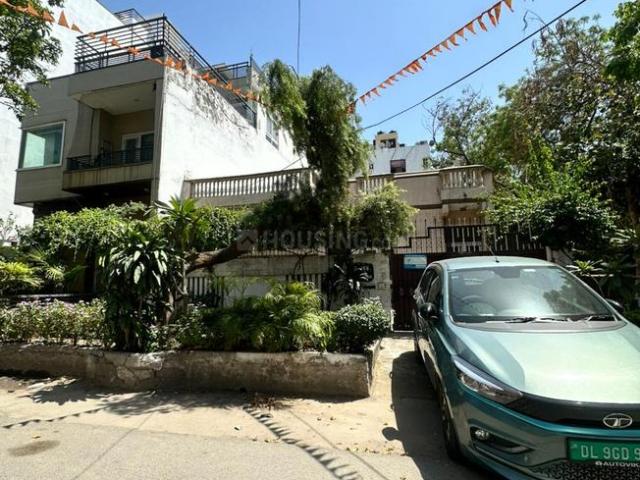 House for sale in West Delhi, Deri